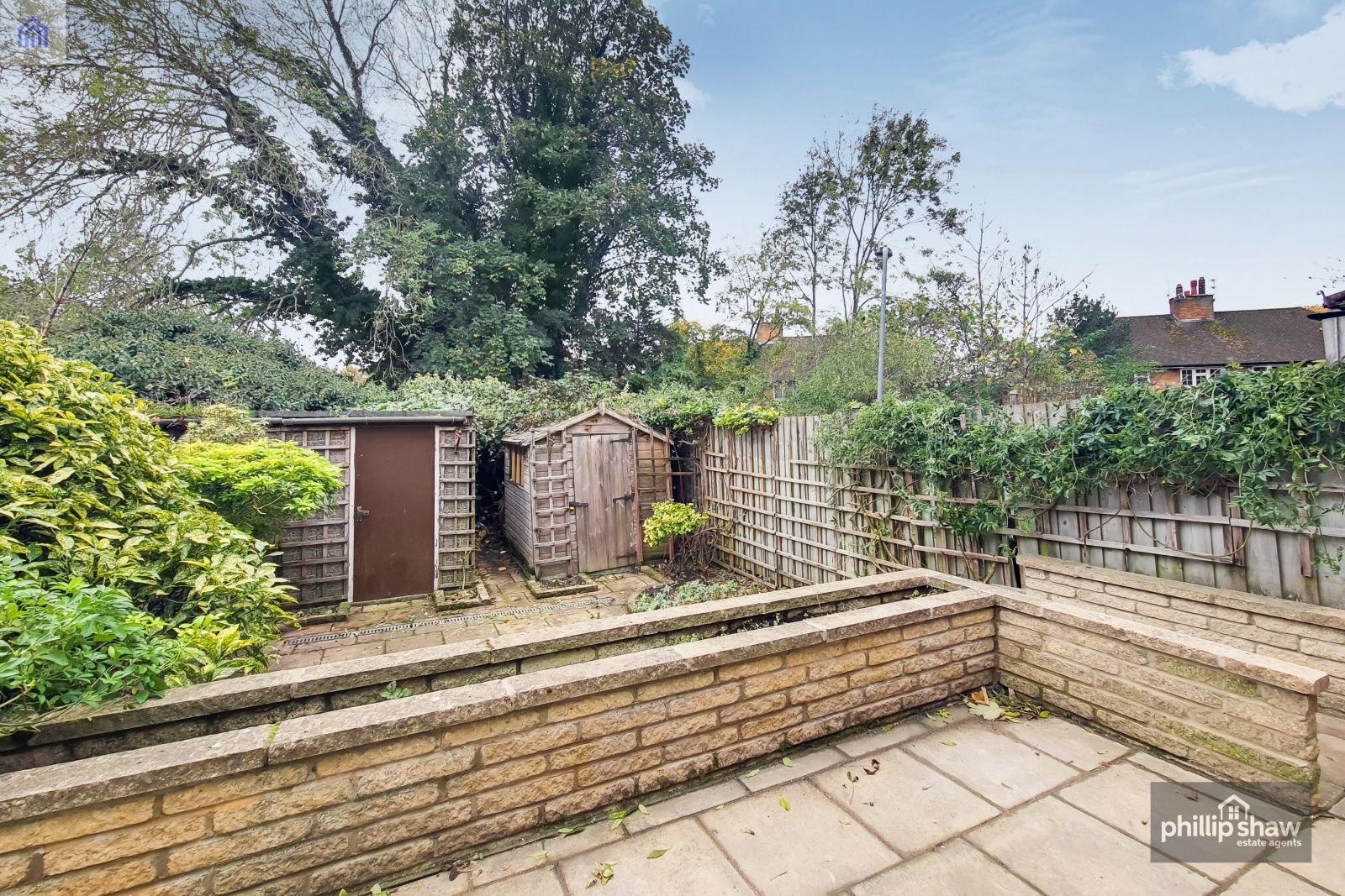 4 bed semidetached house for sale in Brookfield Crescent, Kenton