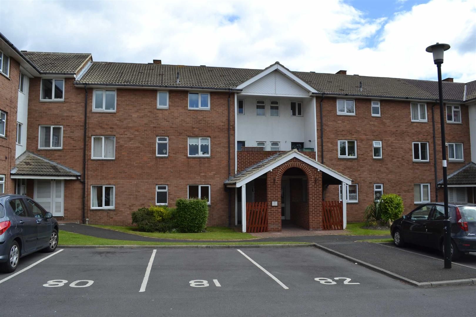2 bed flat to rent in Howick Park, St Peters, Sunderland SR6 Zoopla