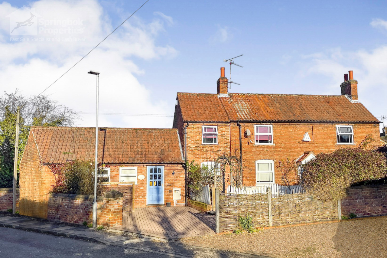 4 bed detached house for sale in Kirklington Road, Southwell