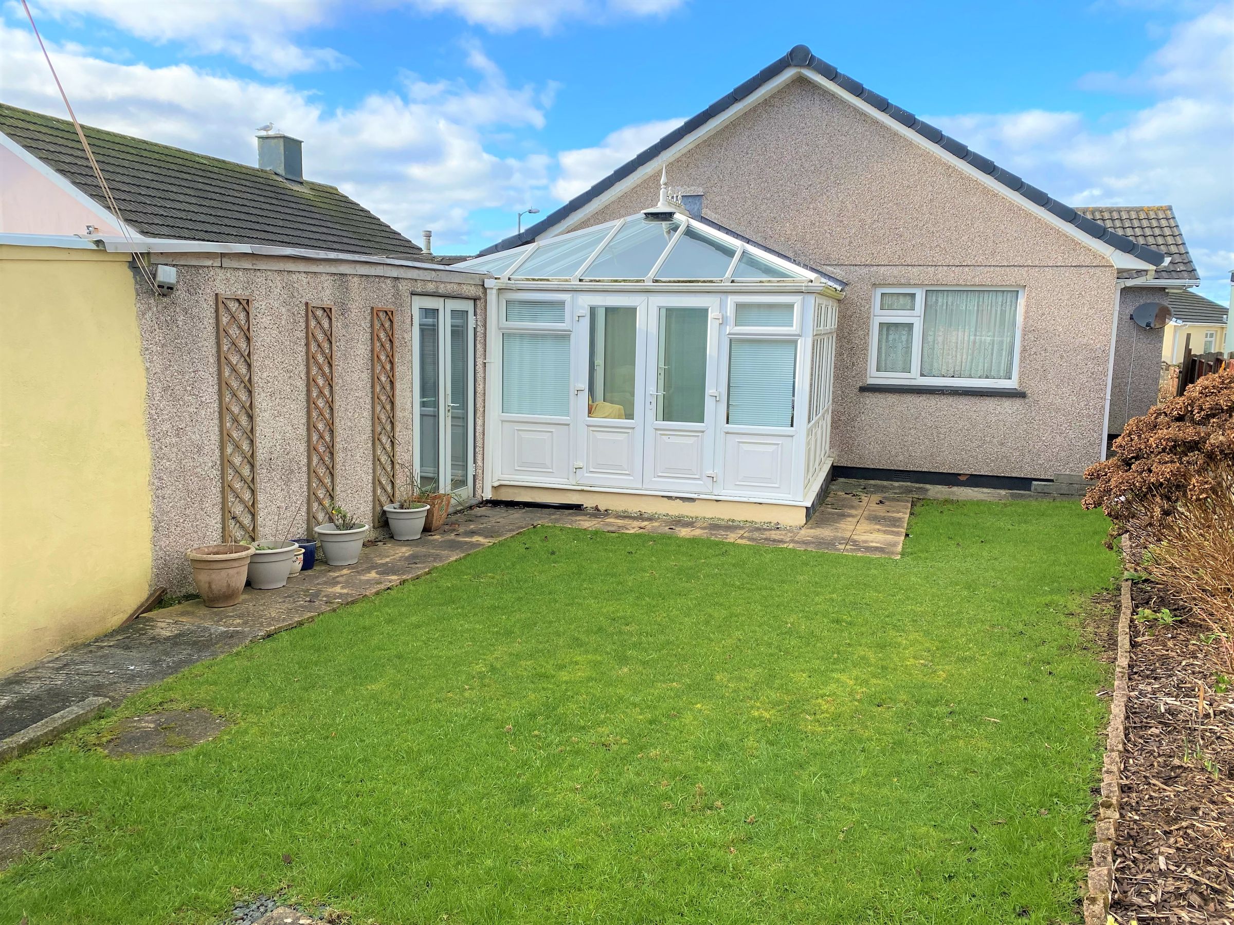 2 bed detached bungalow for sale in Penware Parc, Camborne TR14 Zoopla
