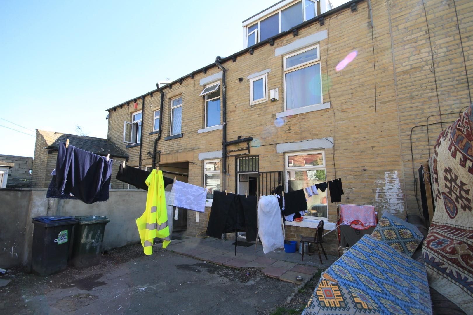 3 bed terraced house for sale in Southampton Street, Off Otley Road BD3