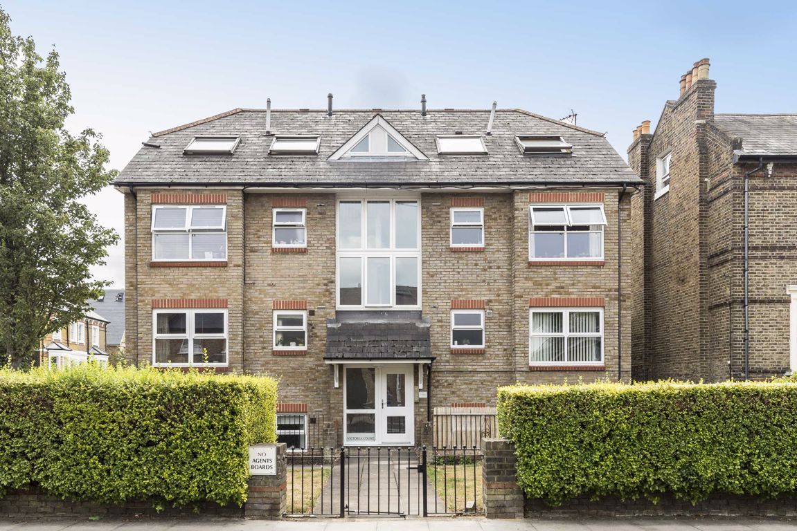 1 bed flat for sale in Amyand Park Road, St Margarets, Twickenham TW1