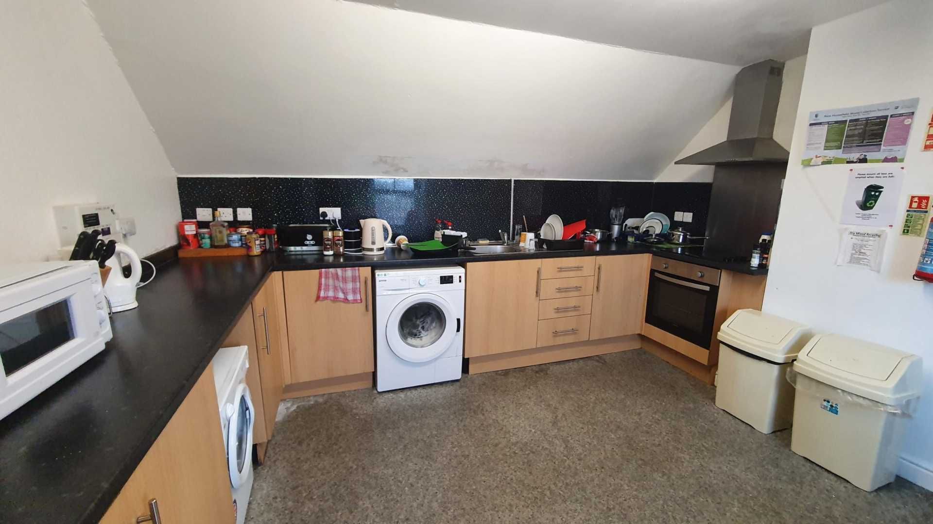 4 bed property to rent in Brynderyn, Elm Tree Avenue SY23 Zoopla
