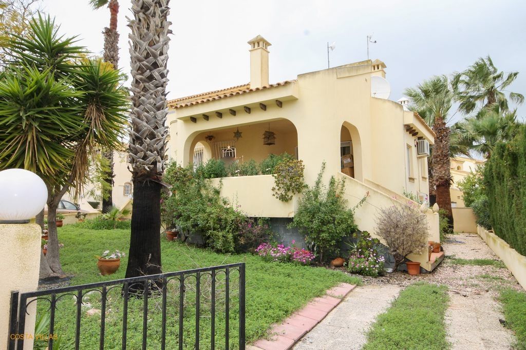 3 bed property for sale in Calle Puerto, 03189, Alicante, Spain Zoopla