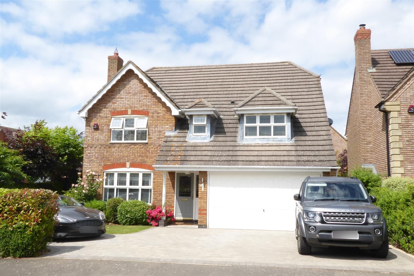 4 bed detached house for sale in Hambleton Close, Oakham LE15 Zoopla