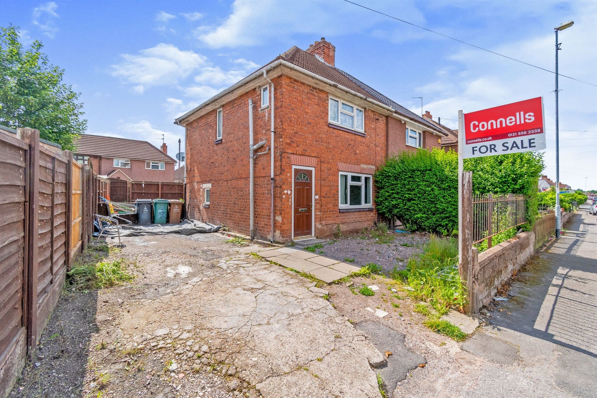 3 bed semidetached house for sale in Lowe Avenue, Darlaston