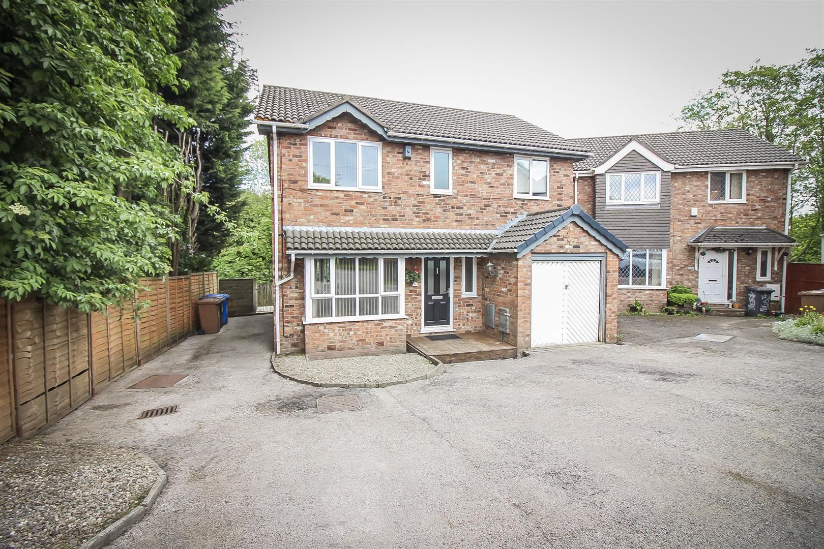 4 bed detached house for sale in Cawthorne Court, Swinton, Manchester