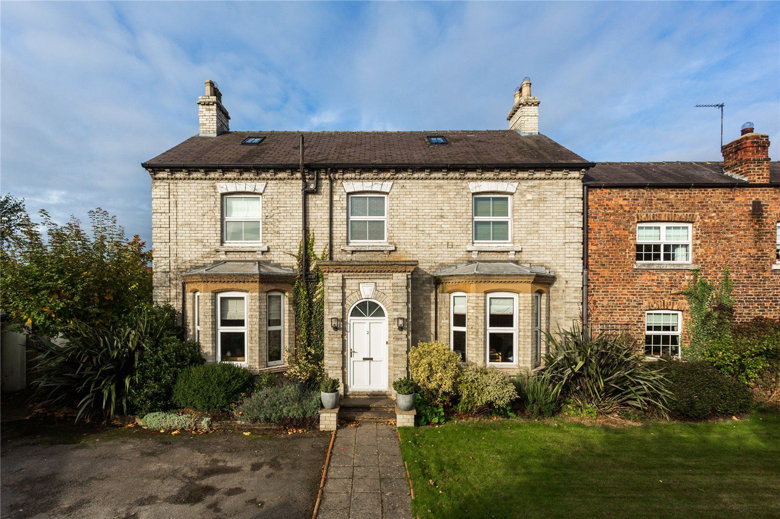 5 bed semidetached house for sale in Topcliffe Road, Sowerby, Thirsk