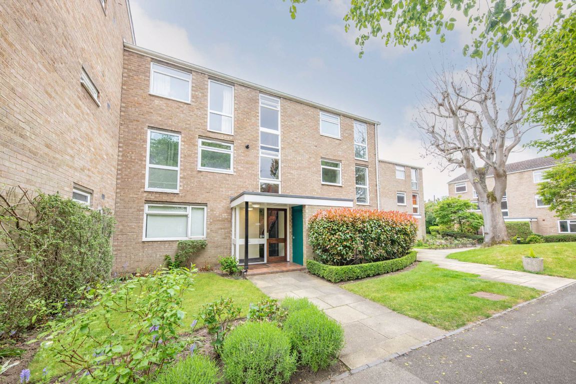 1 bed flat for sale in Harrowdene Gardens, Teddington TW11 Zoopla