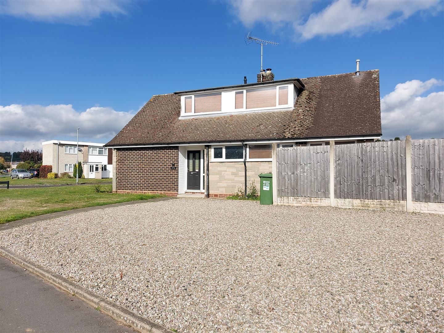 3 bed semidetached house for sale in Windermere Way, StourportOn