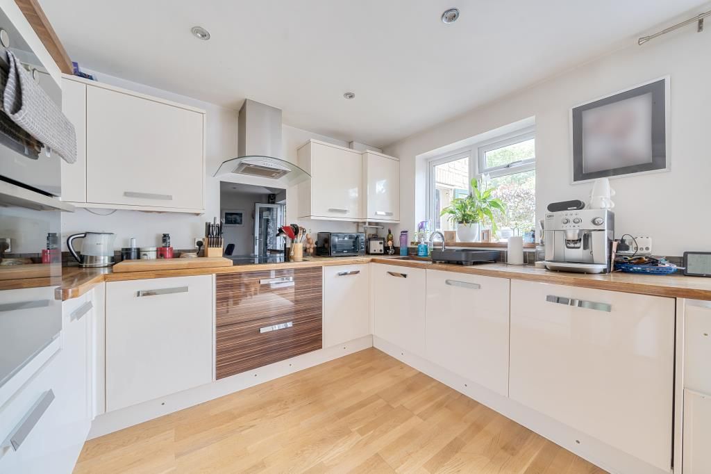 4 bed semidetached house for sale in Old Langford Village, Bicester