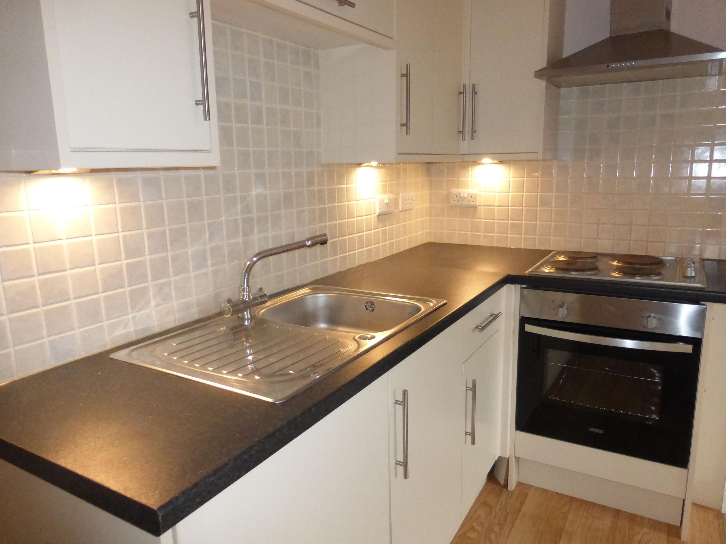 1 bed flat to rent in Leeds Road, Harrogate HG2 Zoopla