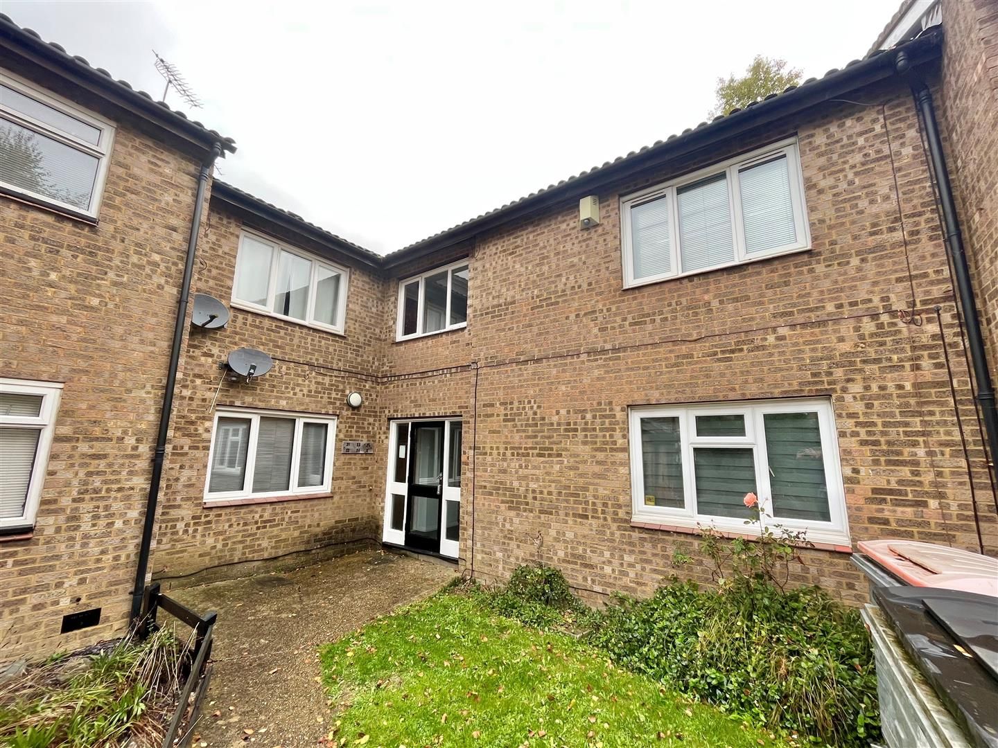Studio for sale in Cumbria Close, Houghton Regis, Dunstable LU5 Zoopla