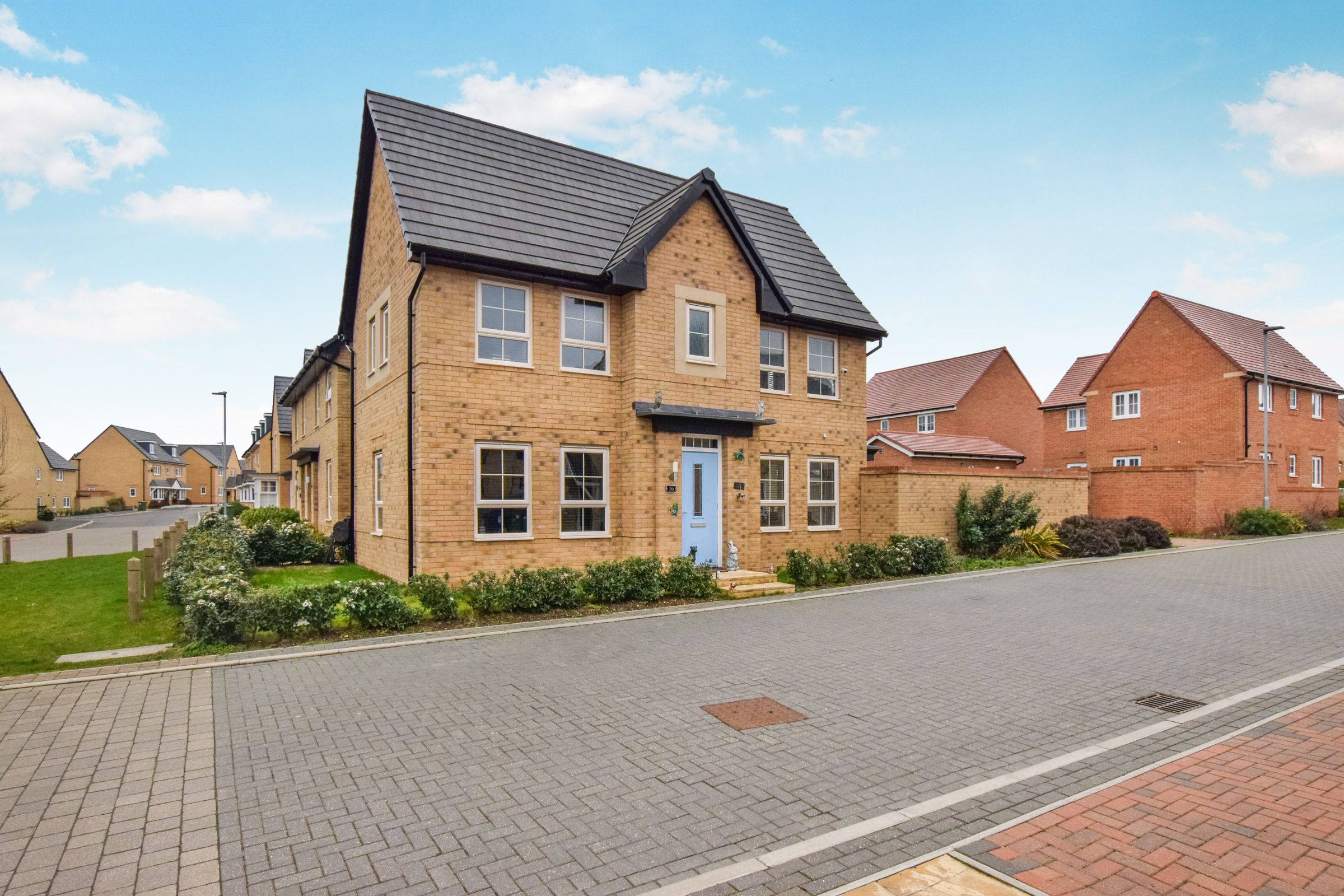 3 bed detached house for sale in Tanner Drive, Godmanchester