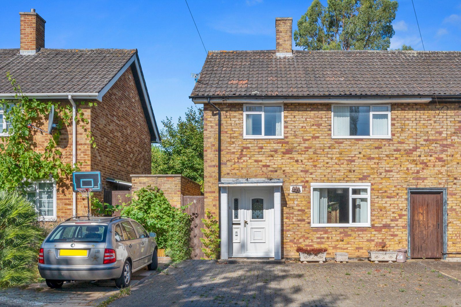 3 bed end terrace house for sale in Kent Way, Surbiton KT6 Zoopla
