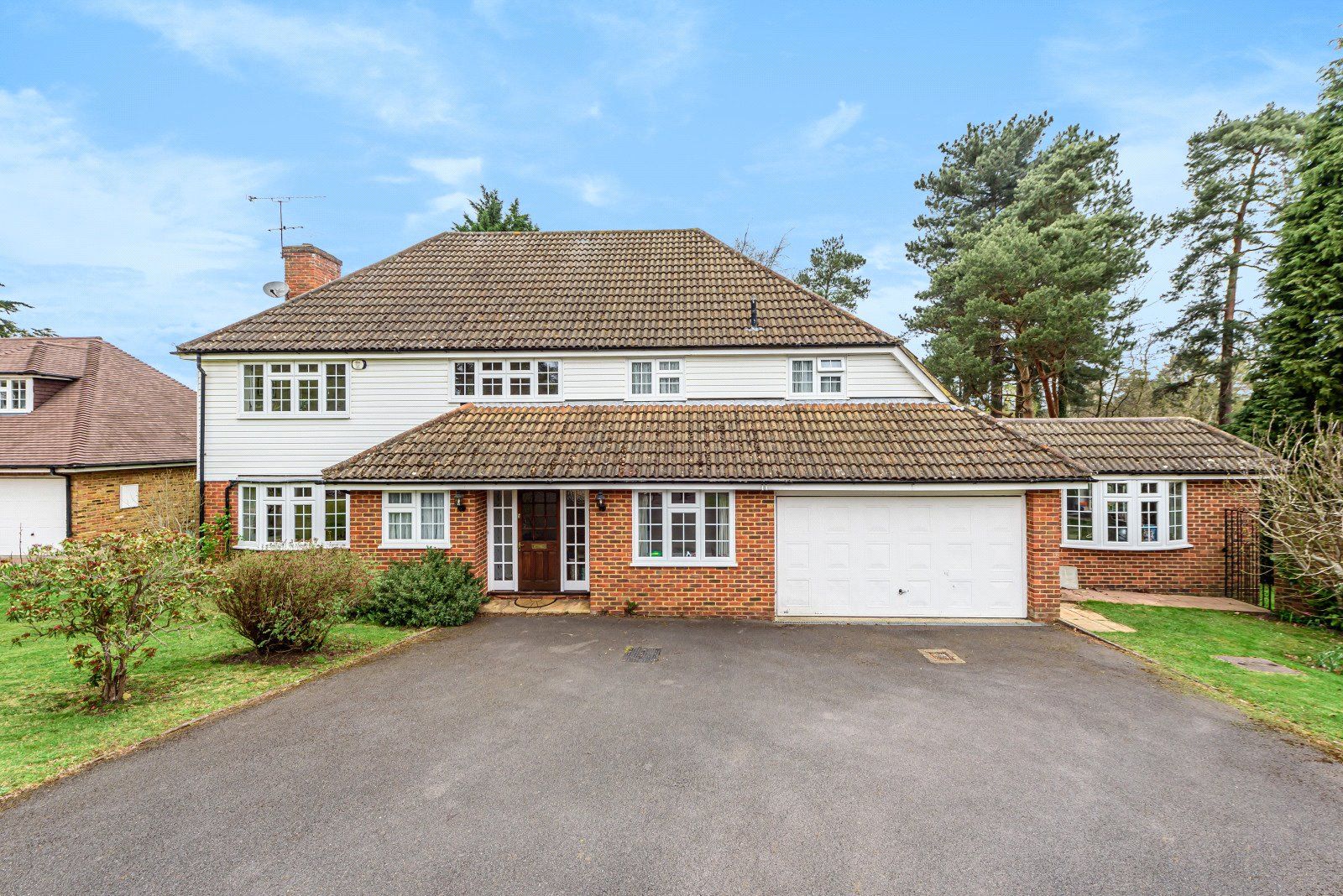 5 bed detached house for sale in Brackenhill, Cobham, Surrey KT11 Zoopla