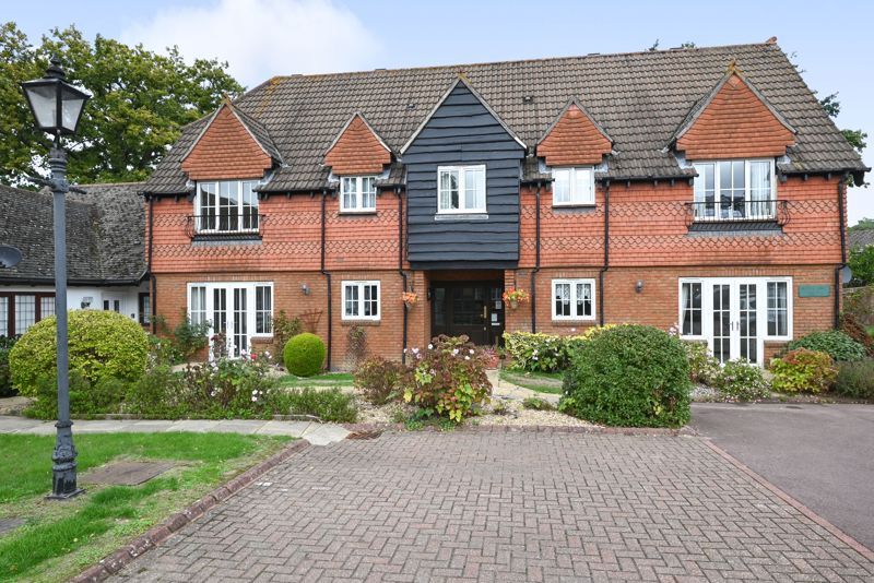 1 bed flat for sale in Suffolk Lodge, Pegasus Court (Tilehurst