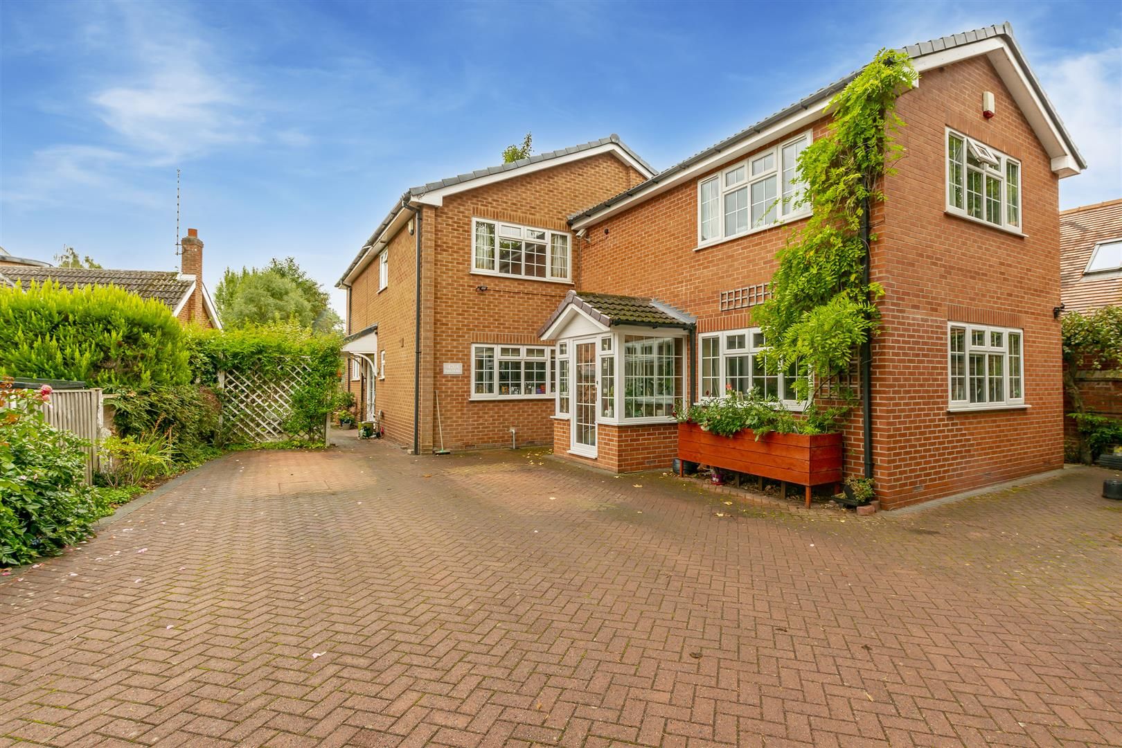 6 bed property for sale in Mansfield Road, Nottingham NG5 Zoopla