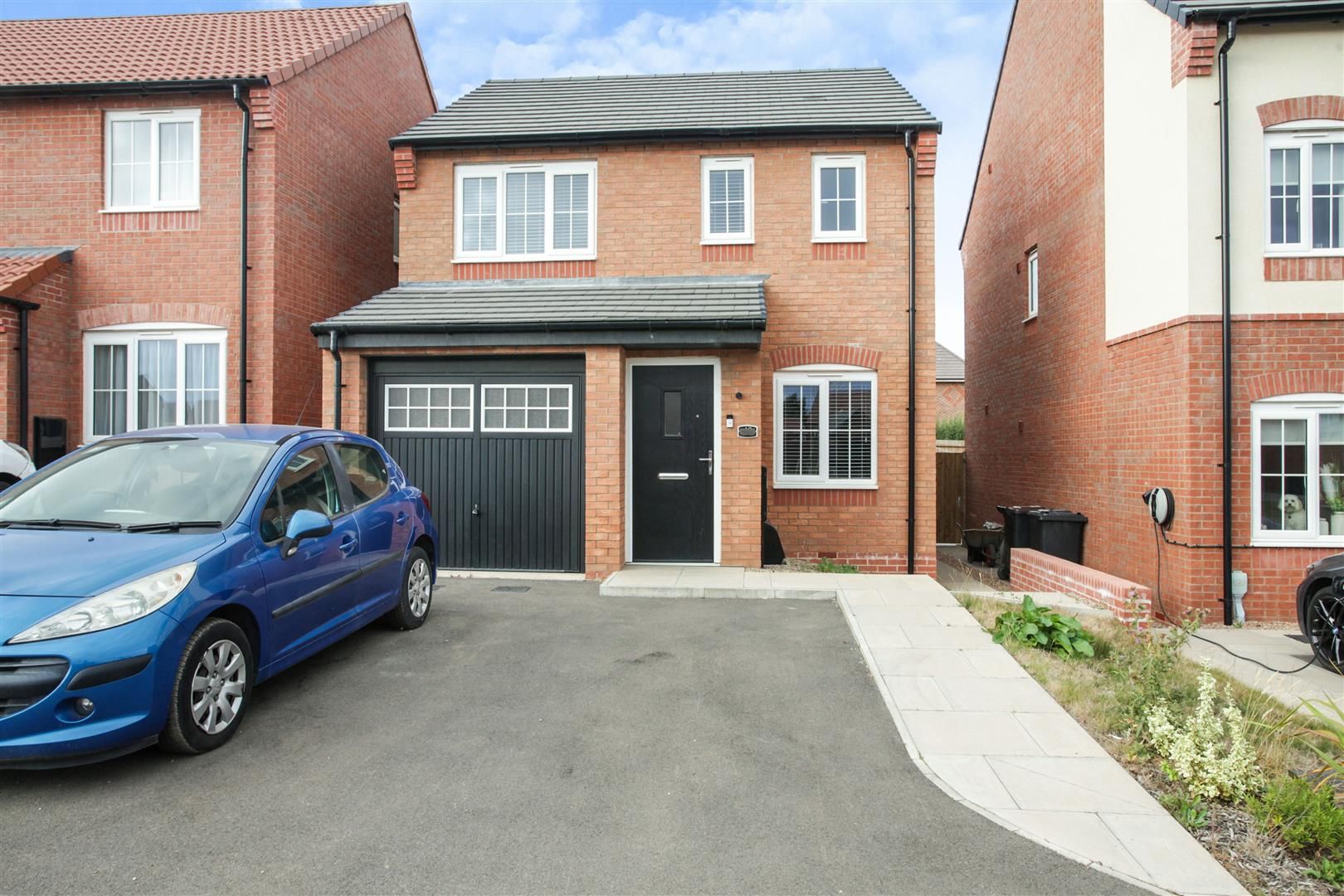 3 bed property for sale in Caesar Drive, Nuneaton CV11 Zoopla