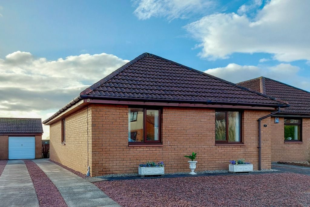 2 bed bungalow for sale in Lennox Wynd, Saltcoats KA21 Zoopla