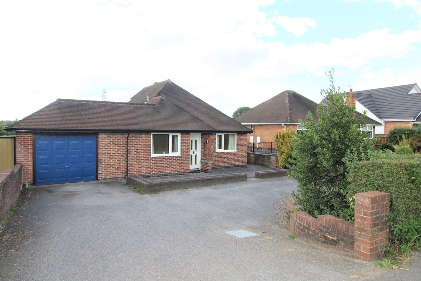3 bed detached bungalow for sale in Plainspot Road, Brinsley
