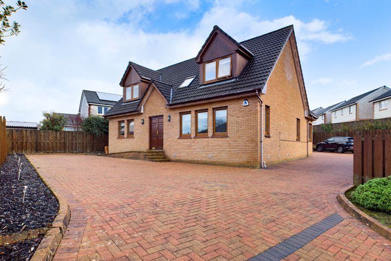 4 bed detached house for sale in Peacock Court, Carluke ML8 Zoopla