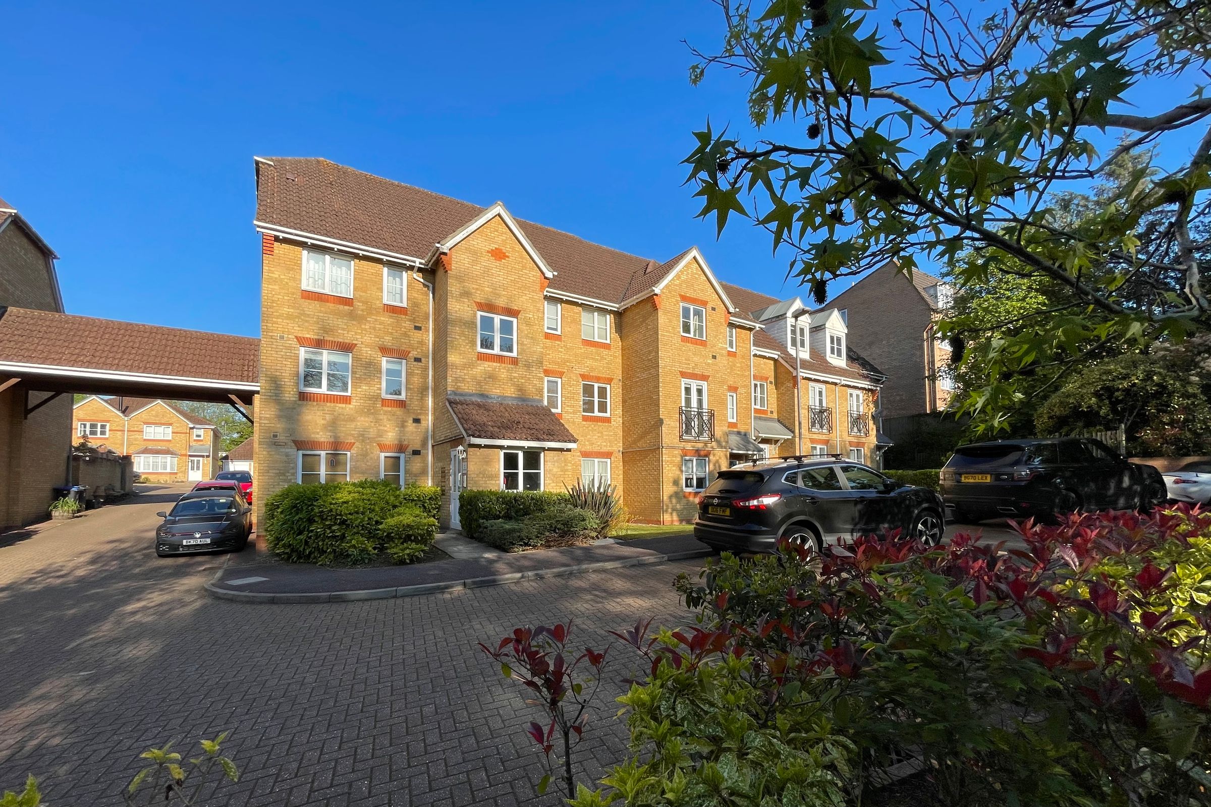 Ashdown Close Woking GU22  