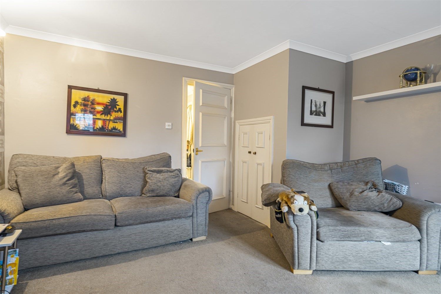 2 bed terraced house to rent in 2 Priors Acre, Boxgrove, Chichester