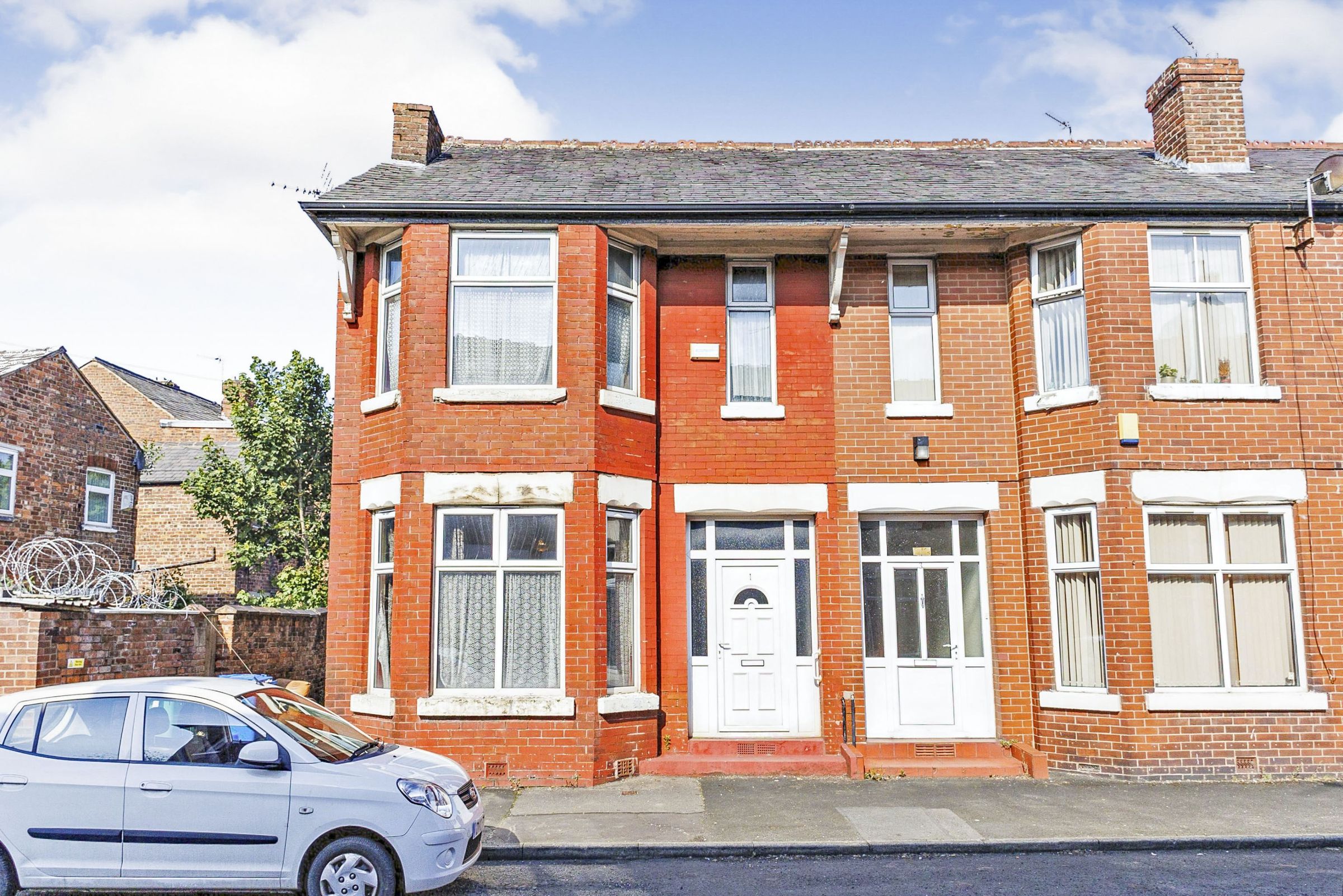 3 bed terraced house for sale in Wallace Avenue, Manchester, Greater