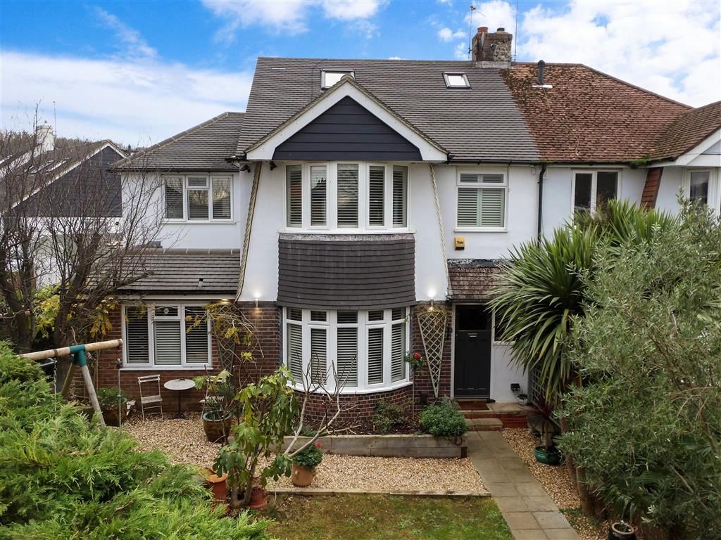 4 bed semidetached house for sale in Mackie Avenue, Brighton, East