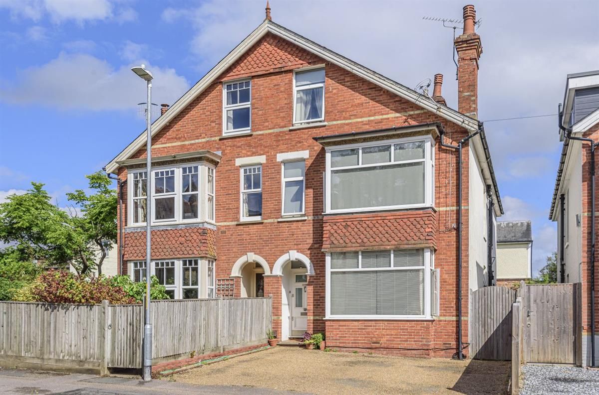 5 bed semidetached house for sale in Prospect Road, Southborough, Tunbridge Wells TN4 Zoopla