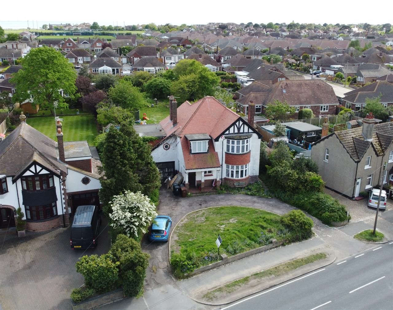 5 bed detached house for sale in Holland Road, HollandOnSea, Clacton