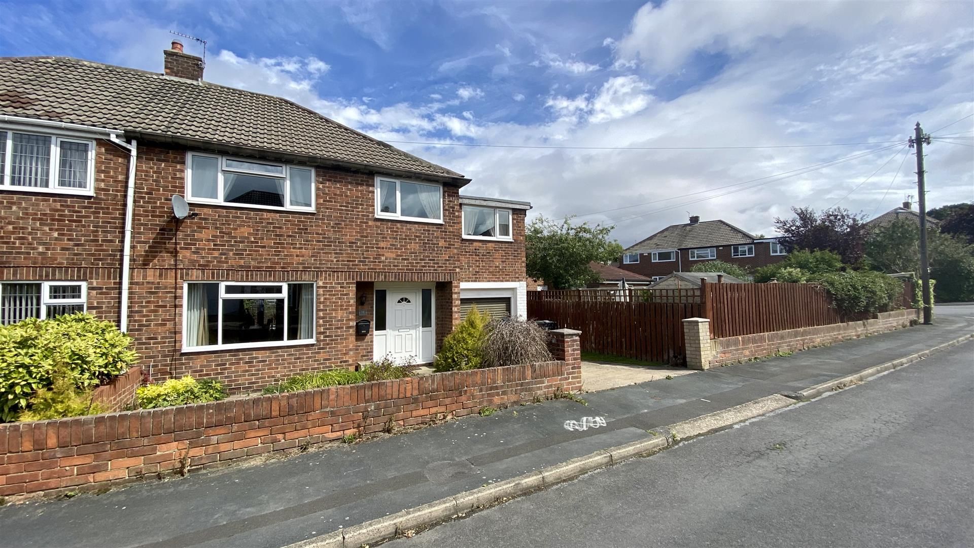4 bed semidetached house for sale in Newlands Road, Belmont, Durham