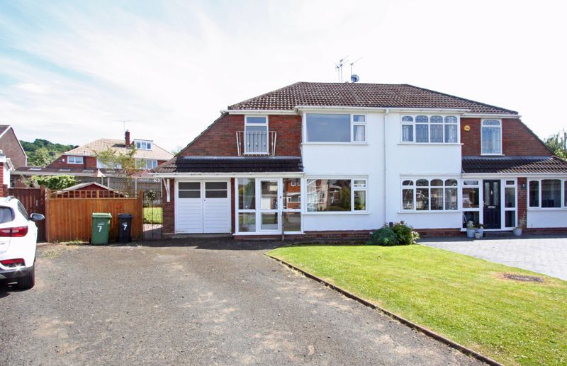 3 bed semidetached house for sale in Stourbridge, Pedmore, Bank Farm