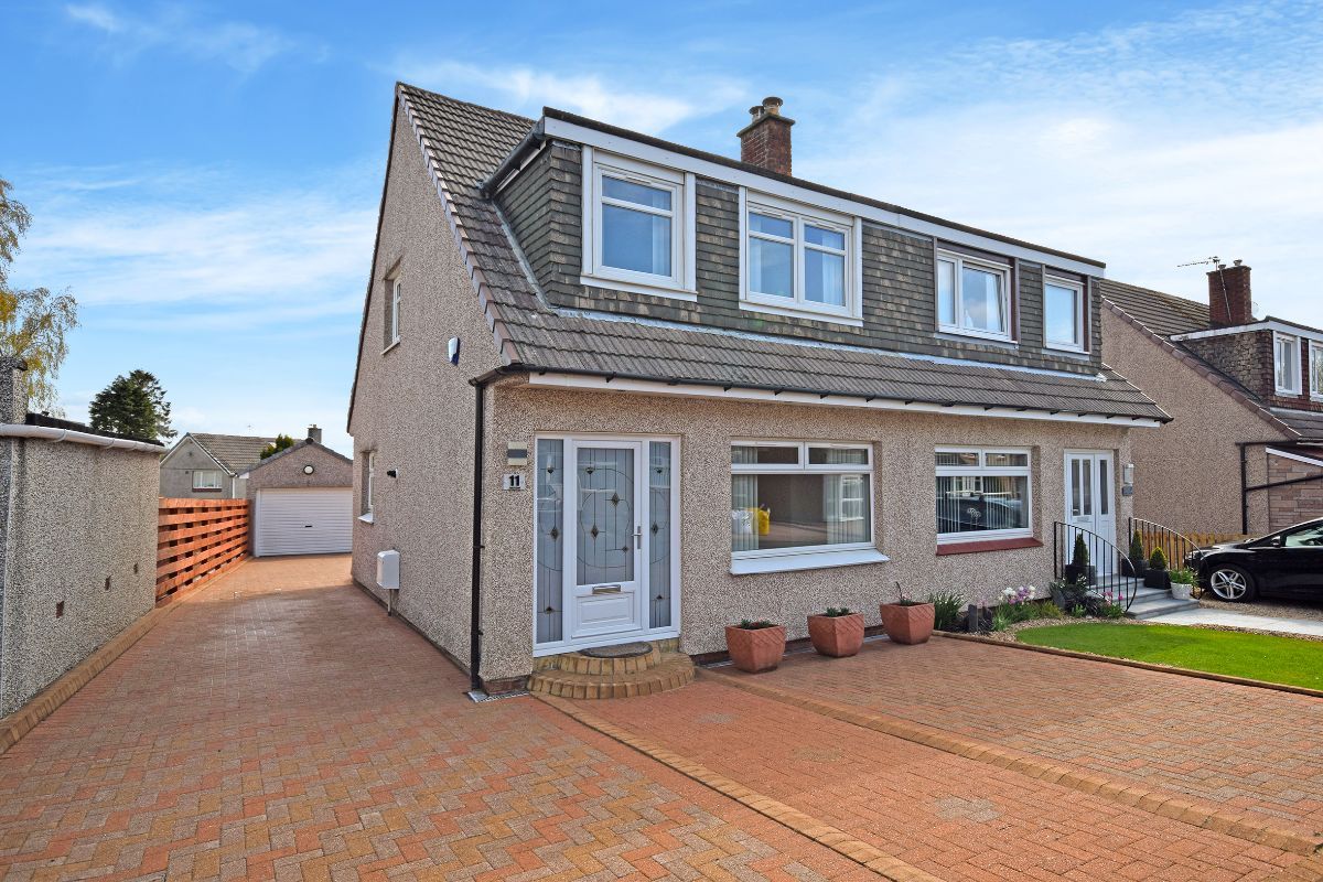 3 bed semidetached house for sale in Swift Bank, Hamilton ML3 Zoopla