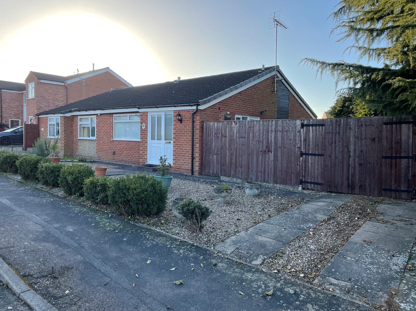 2 bed bungalow for sale in Hobby Close, Broughton Astley, Leicester LE9