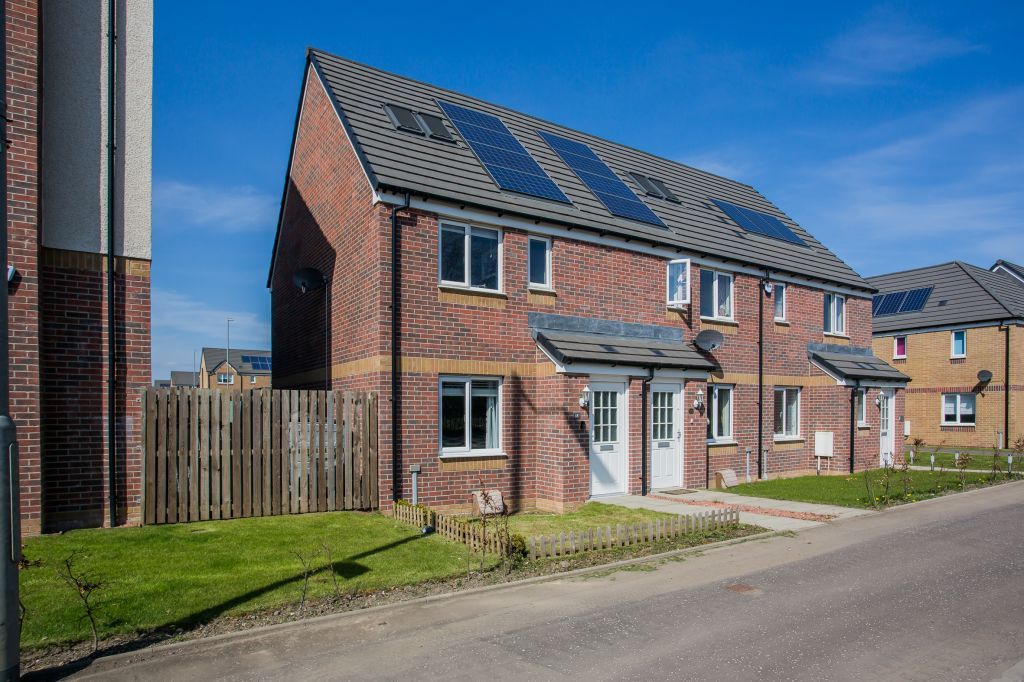 18 Boydstone Path, Glasgow G43  