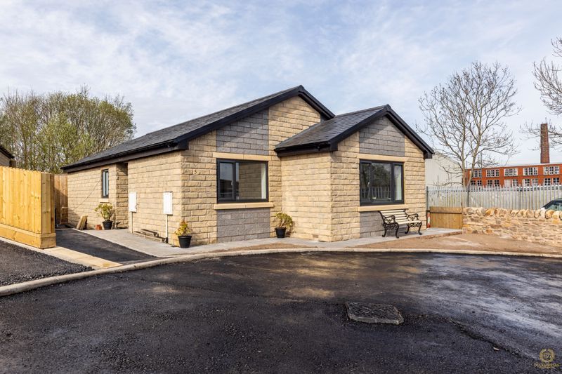 3 bed bungalow to rent in New Lane, Oswaldtwistle, Accrington BB5 Zoopla
