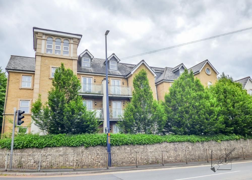 2 bed flat for sale in Queensgate, Maidstone ME16 Zoopla