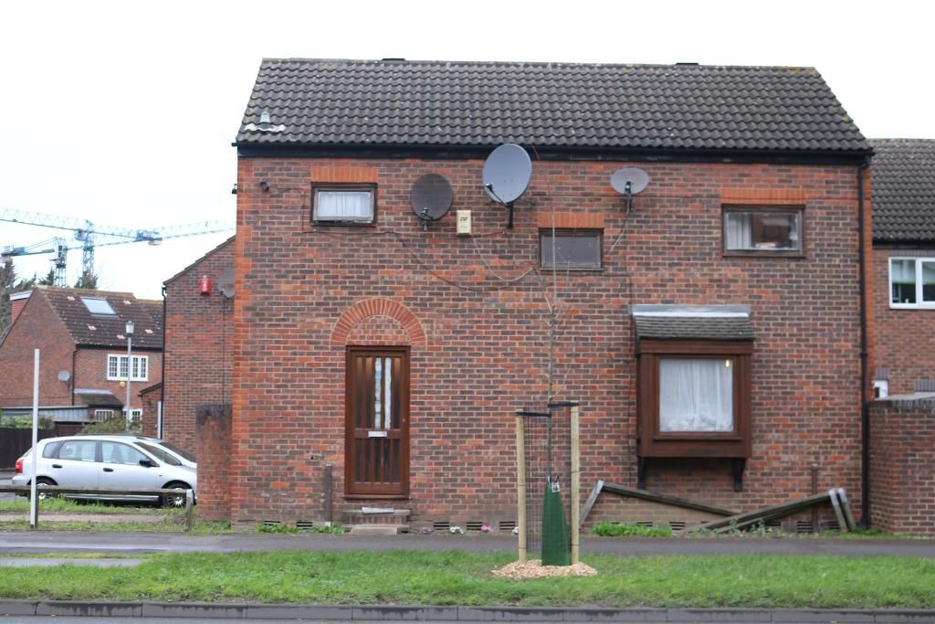 Redriff Road, Canada Water, London SE16