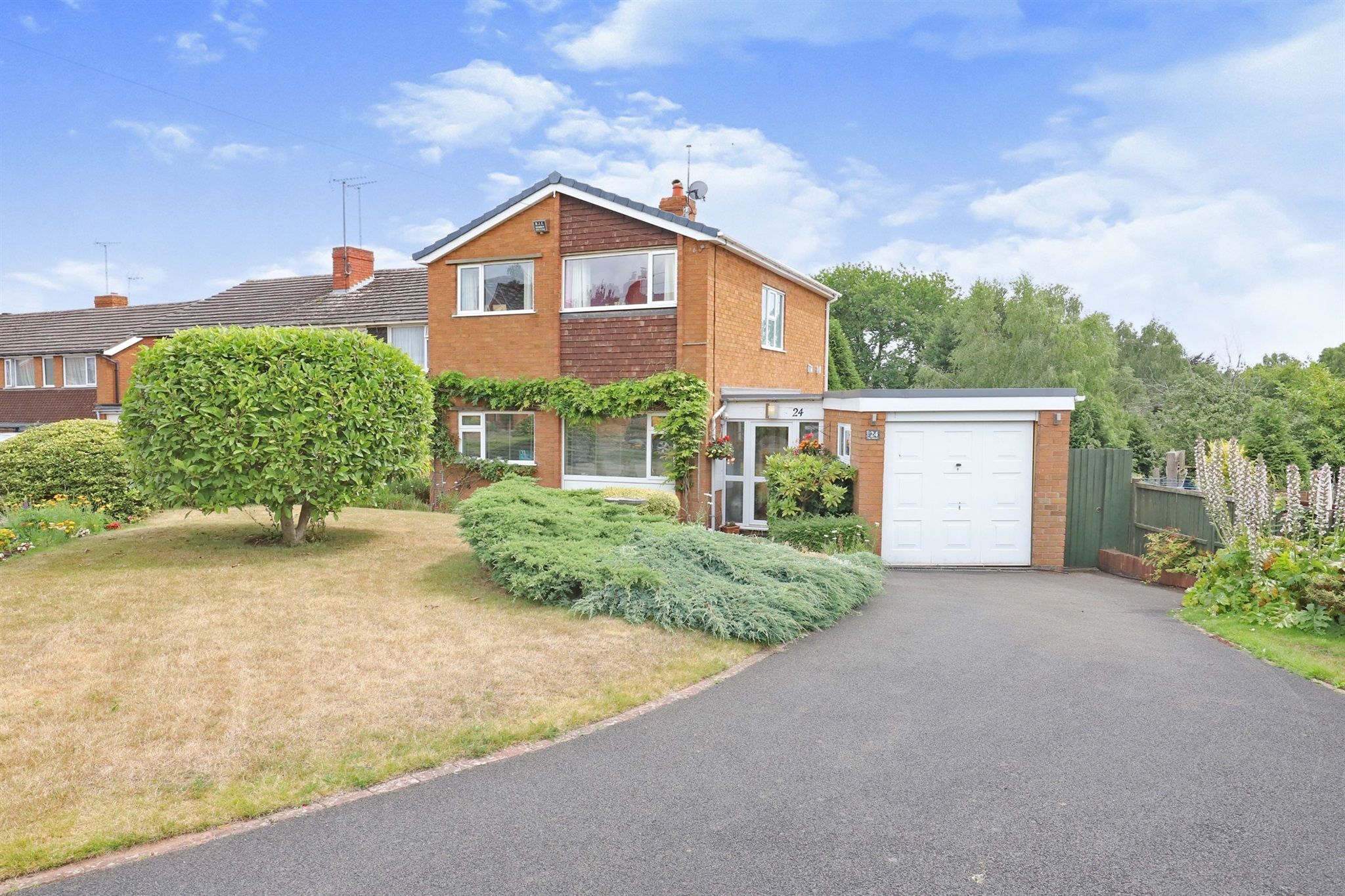 3 bed detached house for sale in Kennedy Close, Kidderminster DY10 Zoopla