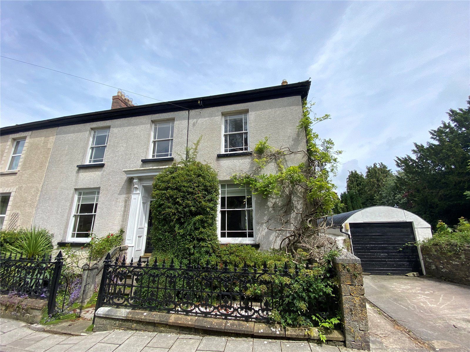 4 bed semidetached house for sale in Church Road, Llansteffan