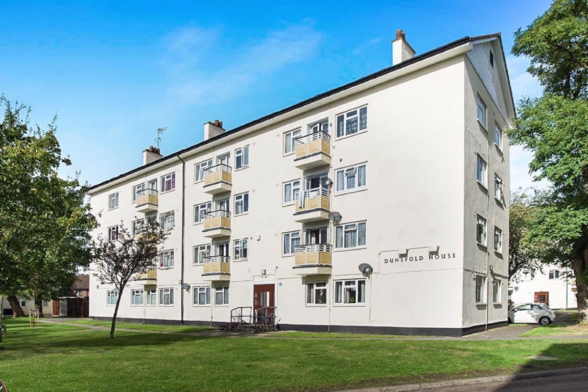 2 bed flat to rent in Kingsnympton Park, Kingston Upon Thames KT2 Zoopla