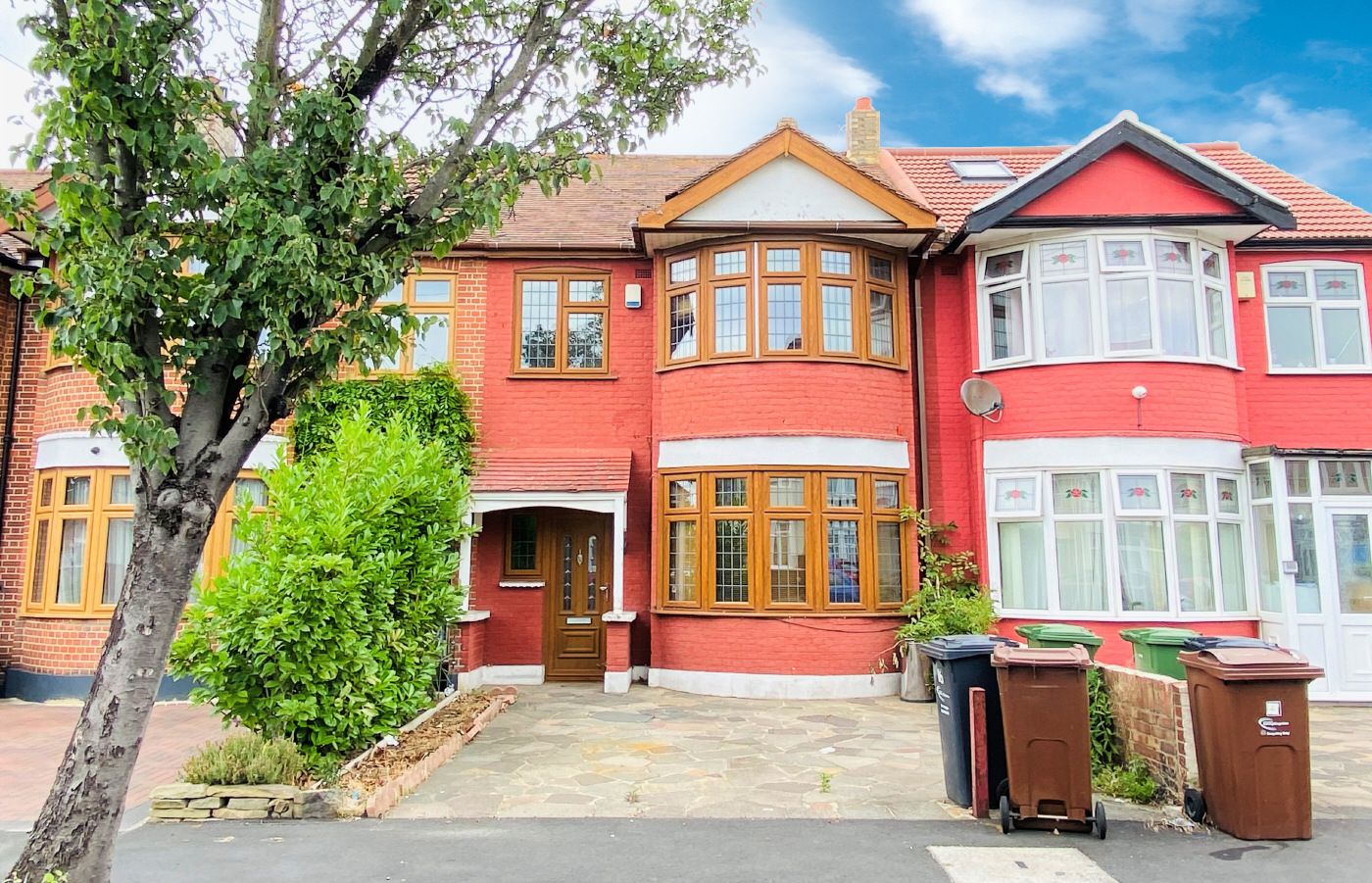 3 bed terraced house for sale in Havering Gardens, Chadwell Heath