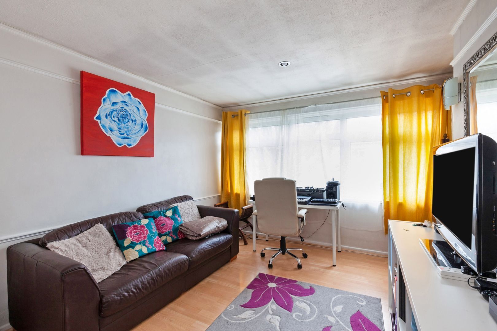 Balham New Road, Balham SW12  