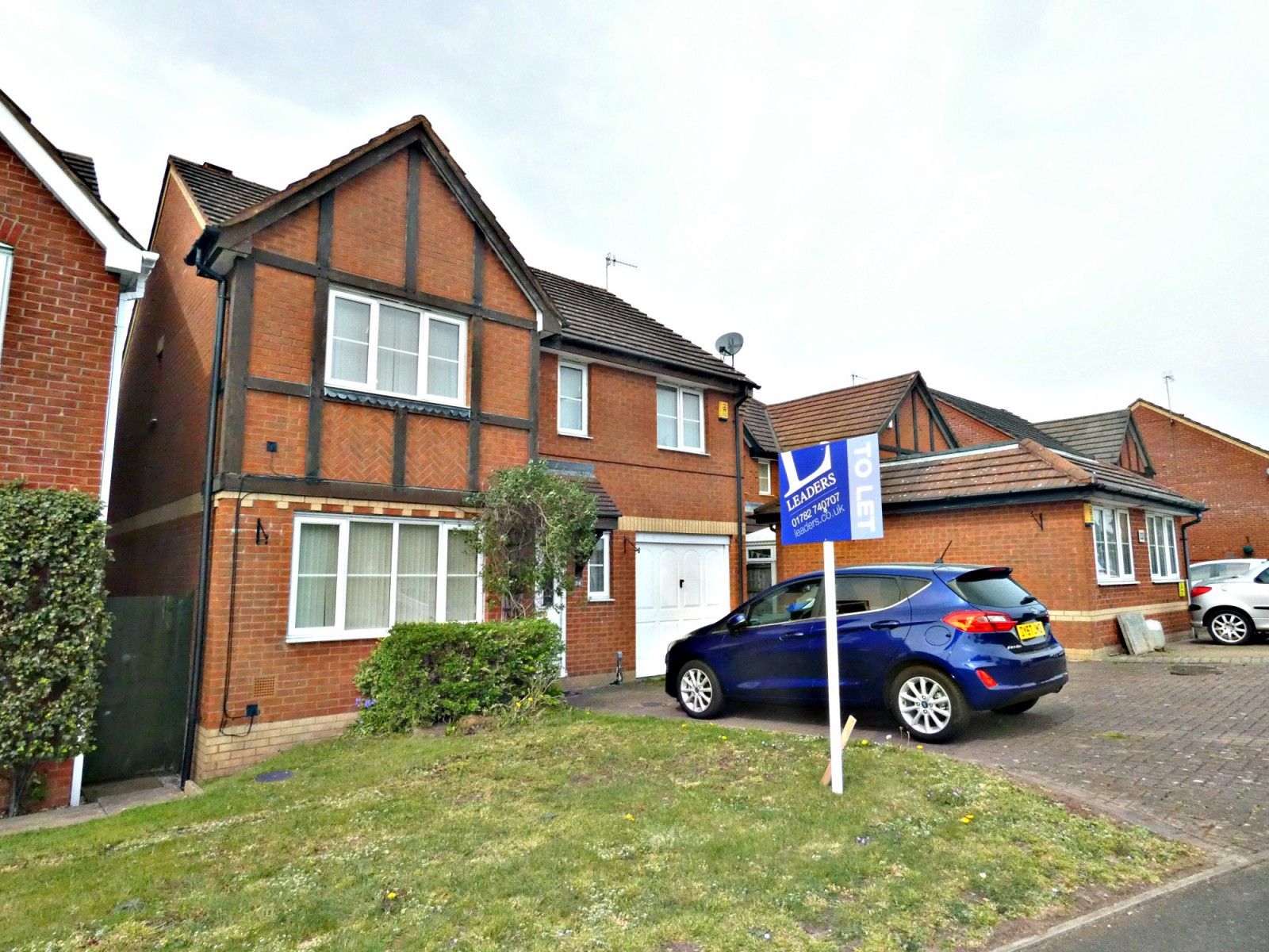 4 bed detached house to rent in Highland Drive, Lightwood, Stoke On