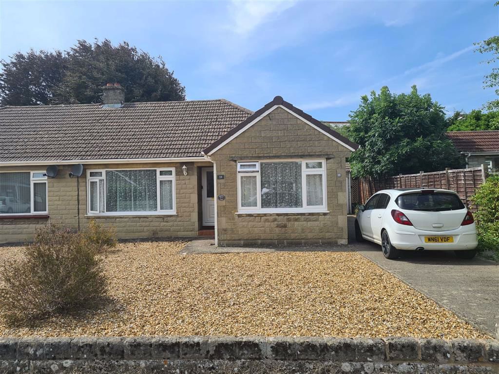 Esmead Chippenham Wiltshire SN15  