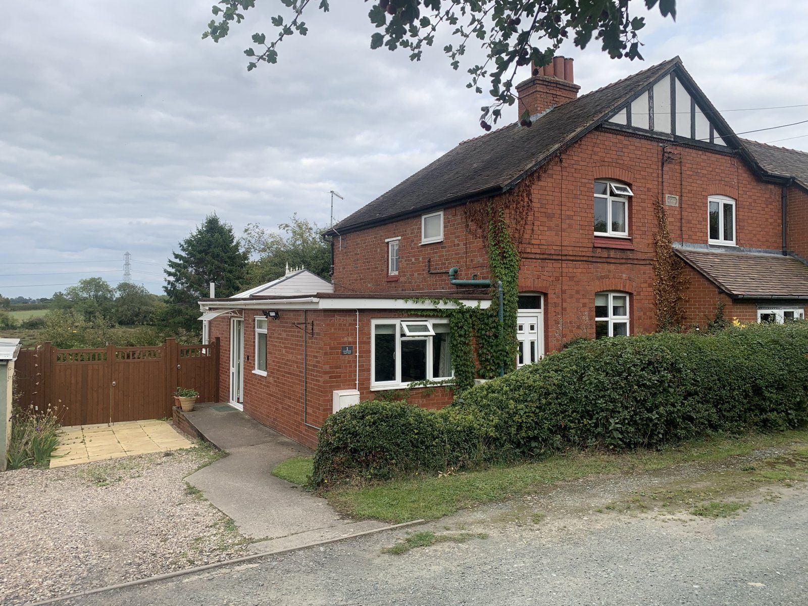 3 bed semidetached house for sale in Marton Road, Baschurch