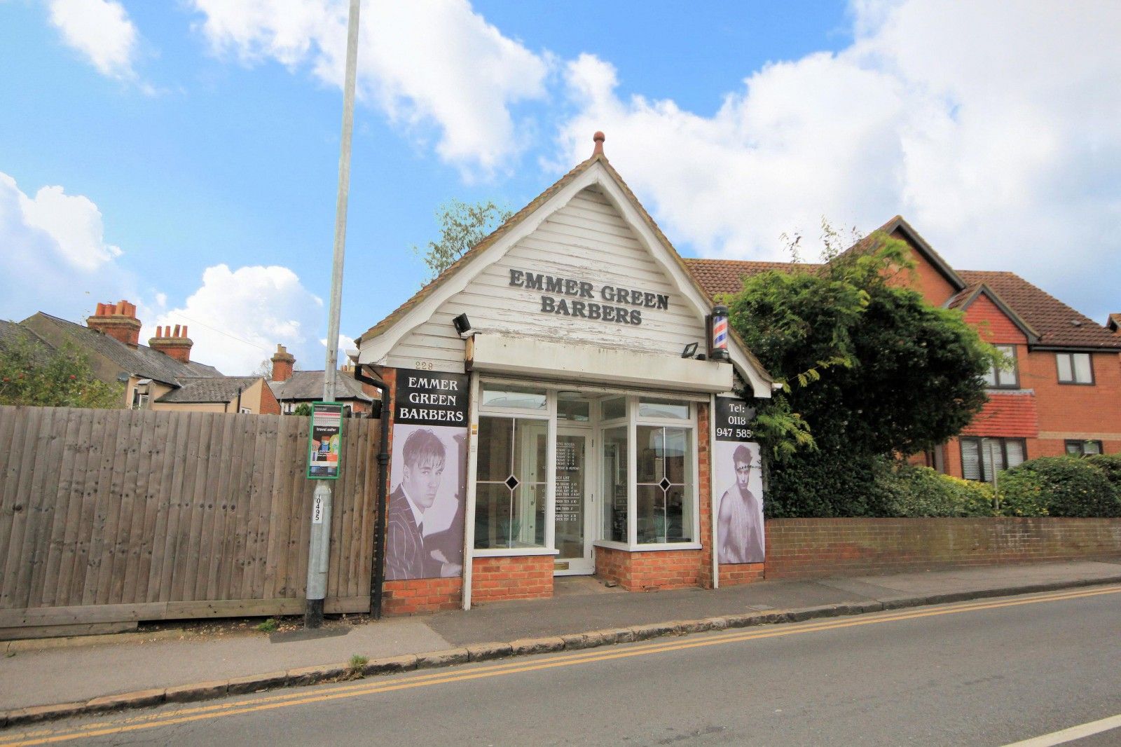 1 bed detached house for sale in Peppard Road, Emmer Green, Reading