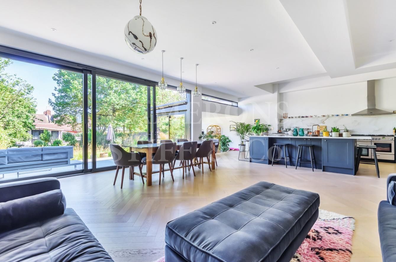 5 bed semidetached house for sale in Chambers Lane, London NW10 Zoopla